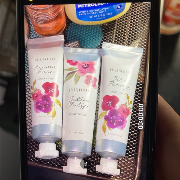 Iphone 11 - SOLD - Picture 9 of 9